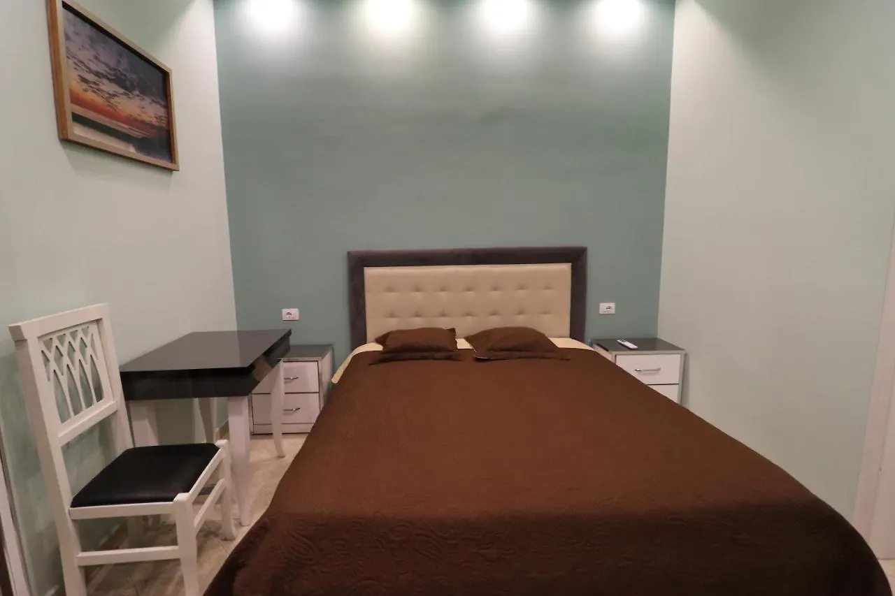Vila Bendo Divjaka Albanien