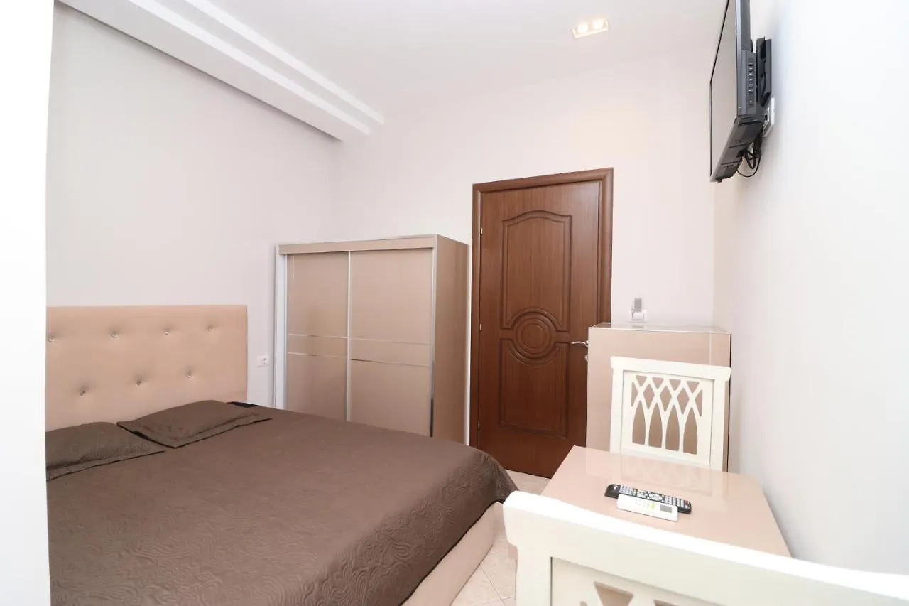 Vila Bendo Divjaka 0*,